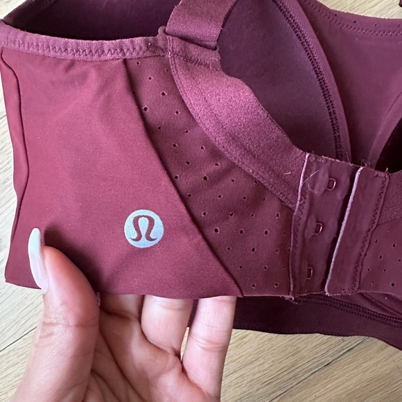 Lululemon Run Times Bra in Red Merlot - Picture 5 of 6